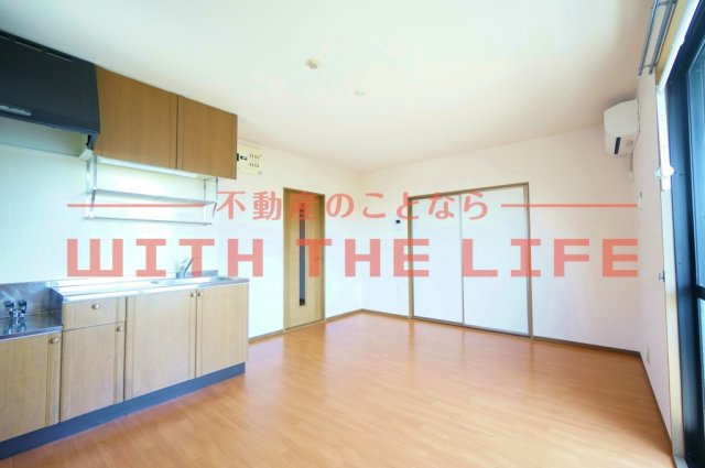 バティール西小森野【キャッシュバック対象物件】の居間・リビング|使いやすい居間です