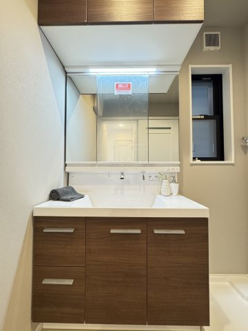 篠原南町４丁目新築戸建の独立洗面台