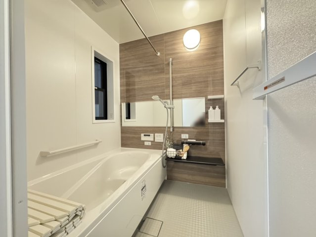 篠原南町４丁目新築戸建の浴室