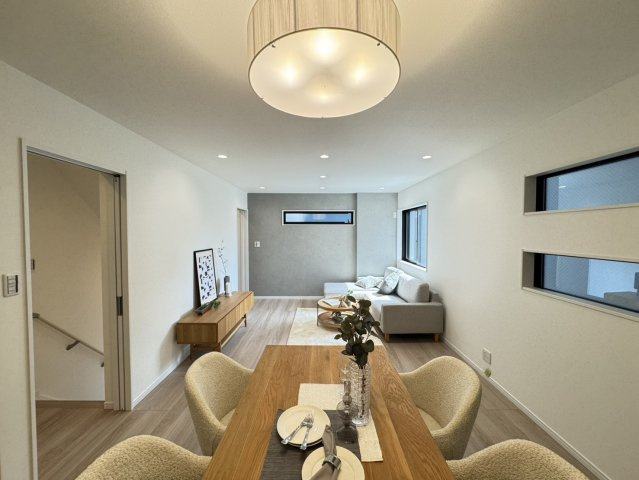 篠原南町４丁目新築戸建の居間・リビング