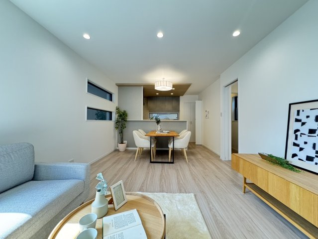 篠原南町４丁目新築戸建の居間・リビング