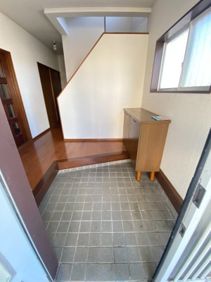 【玄関】 | 富里市立沢新田　中古戸建