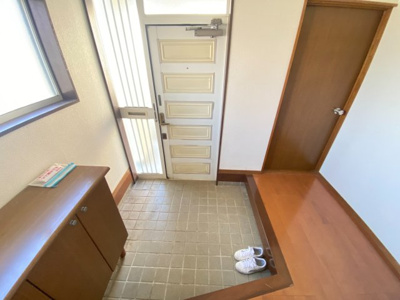 【玄関】 | 富里市立沢新田　中古戸建
