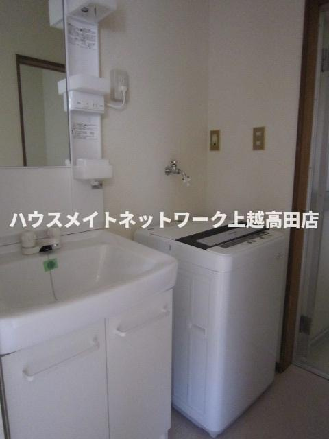 ライトハウスの設備|洗面台・洗濯機（参考室内写真）