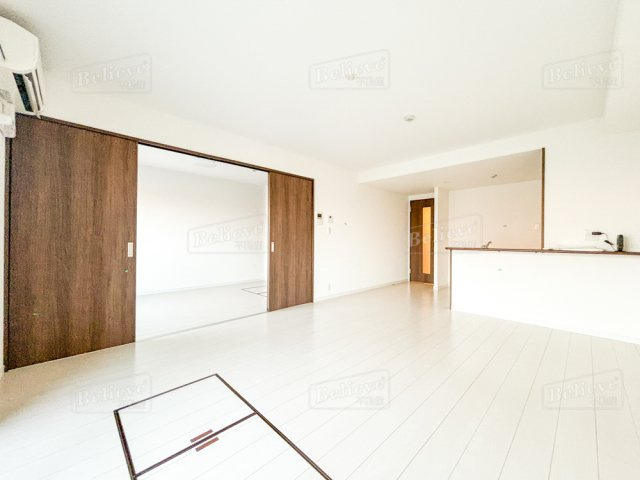 ルネスコート　New　Rの居間・リビング|広いリビング★