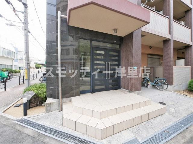 カルム　ド　アビタシオンのエントランス