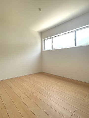 安東５丁目新築戸建てルルーディア安東５丁目②の洋室|2階の北側約6帖の洋室です
