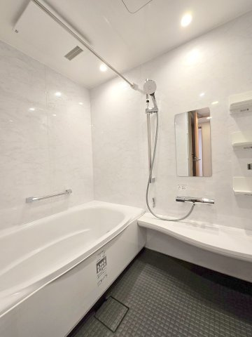 日神パレステージ河辺南の浴室