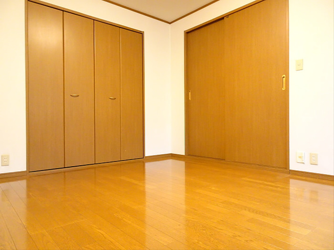 【居間・リビング】 | 第8三和マンション