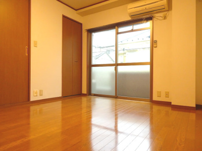 【寝室】 | 第8三和マンション