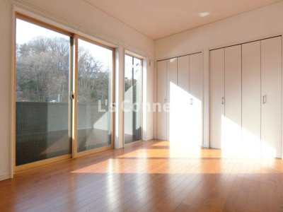 【その他】 | セロー明通館 | ６．５帖の洋室です。