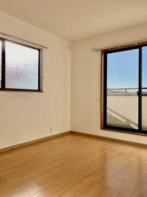 【内装】 | 立野戸建 | 明るい室内です