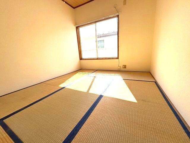 ハイツ宮森Ⅱの和室|和室があれば、来客や子供用のスペースとして活躍します