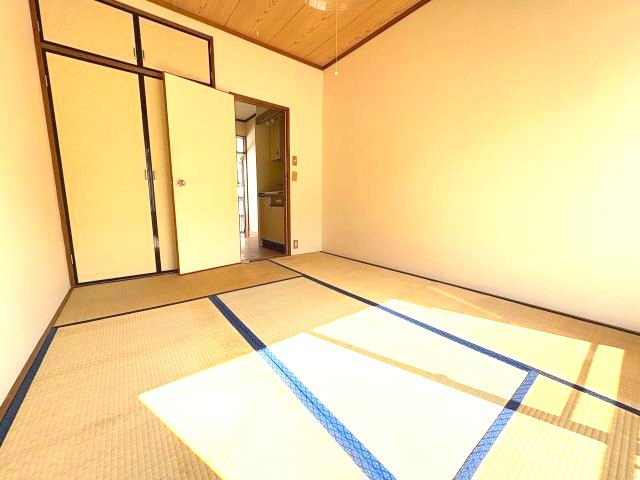ハイツ宮森Ⅱの和室|落ち着いた雰囲気の和室付きです