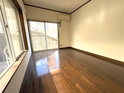 【居間・リビング】 | サンハウス白幡 | ゆったり過ごせるリビングです