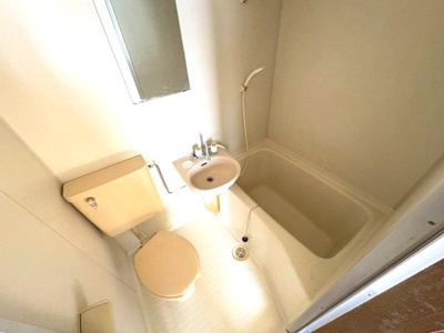 【浴室】 | ストークハイツ佐藤 | 日々の暮らしに欠かせないお風呂です