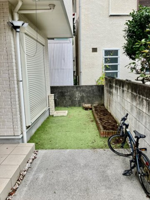 【庭】 | 本牧間門戸建 | たまにはお庭で休日を過ごしてみるのもよいかもしれません