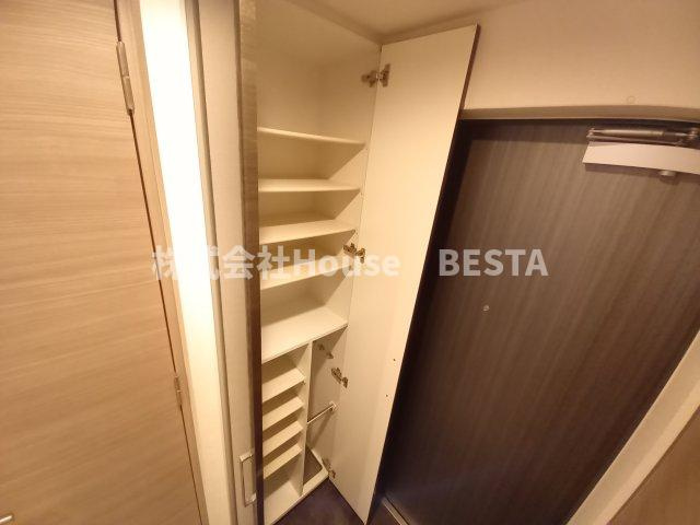 ララプレイス三宮ルミナージュの収納