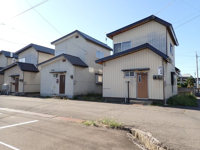 【その他】 | 村上住宅(緑町三丁目) | 前面道路