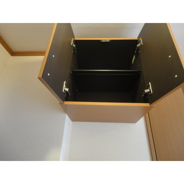 サンリバー正木の玄関