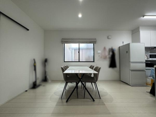 【居間・リビング】 | 西区玉津町田中　中古戸建