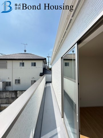 5LDK・３台以上駐車可・敷地広々６９坪・秋葉台　全１棟のバルコニー