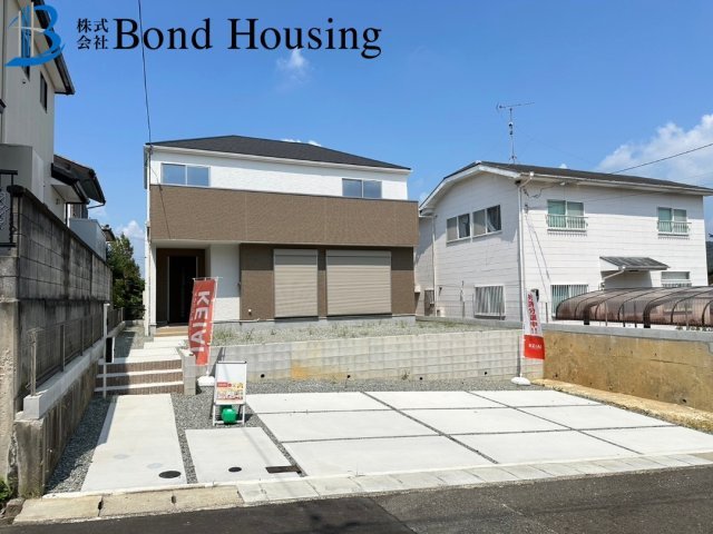 5LDK・３台以上駐車可・敷地広々６９坪・秋葉台　全１棟の外観