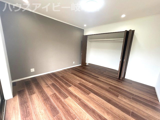 【居間・リビング】の画像