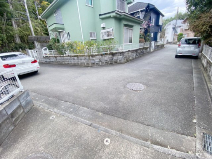 祝　成約済み　八王子市　片倉町　中古戸建の前面道路含む現地写真|～仲介手数料無料☆八王子ひなた不動産～八王子市片倉町　中古戸建
