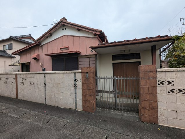 売土地　沼津市原の外観|現在上物がありますが、解体更地渡しとなります。
