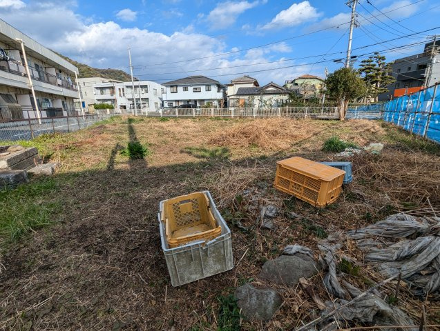 売土地　沼津市玉江町の外観|角地なので陽当たり良好で解放感があります。敷地から富士山が望めます。