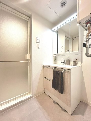 ロピア平岸の独立洗面台|洗面室別角度！