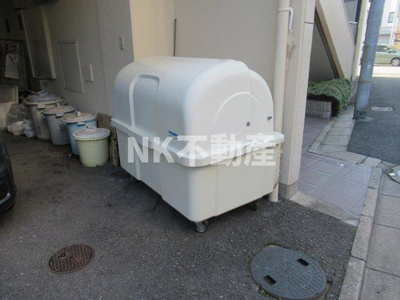 【その他】 | エンゼルハイツ小阪本町（河内小阪賃貸） | ゴミ置き場です