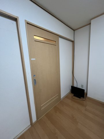サエキハイツ