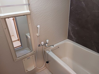 【浴室】 | シンフォニーＡ | 日々の疲れを癒すお風呂付です