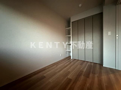 【寝室】 | クレヴィアリグゼ西馬込 | 広くて明るい寝室