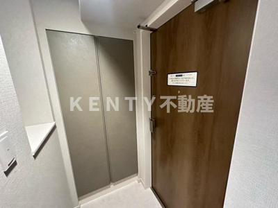 【玄関】 | クレヴィアリグゼ西馬込 | シンプルで使いやすい玄関です