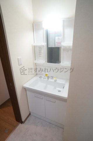 東野戸建賃貸（２丁目）の洗面所