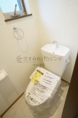 東野戸建賃貸（２丁目）のトイレ