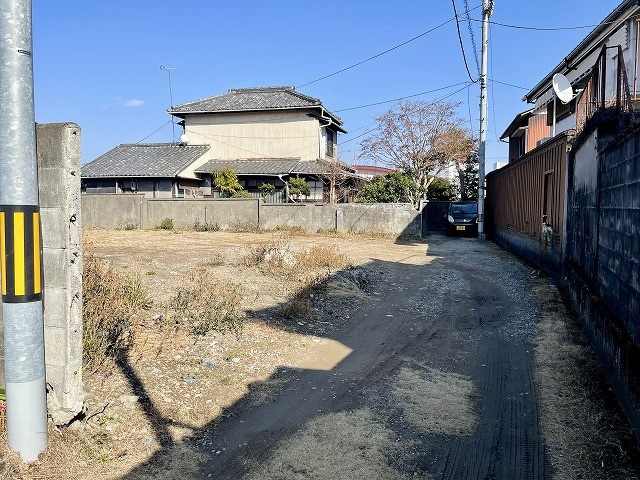 赤石町　土地の前面道路含む現地写真|私道部分（宅地：約４６．１６㎡）は分筆を完了しています。