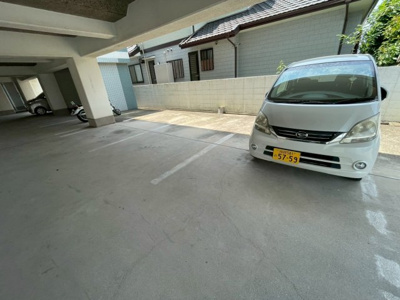【駐車場】 | ロイヤルコーポ野添
