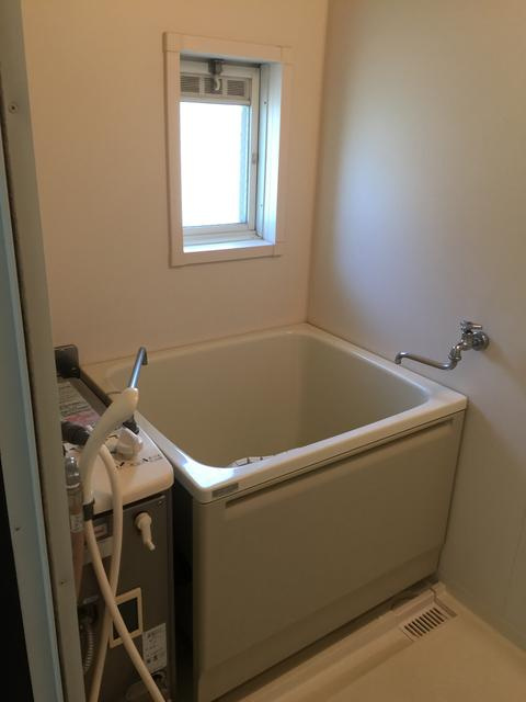 鈴木ハイツの浴室