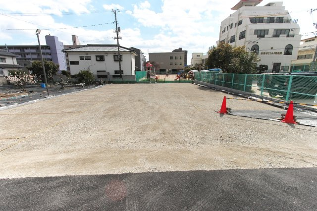 米田駐車場（広本町）