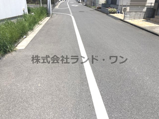 【前面道路含む現地写真】 | 入間市扇台6丁目　全1棟