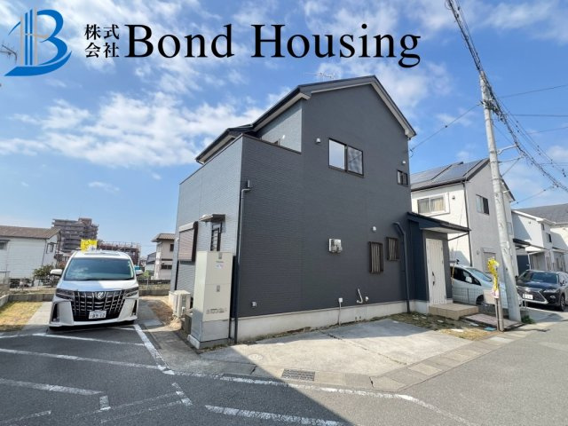 太陽光発電システム搭載　魚住町清水　中古戸建の外観