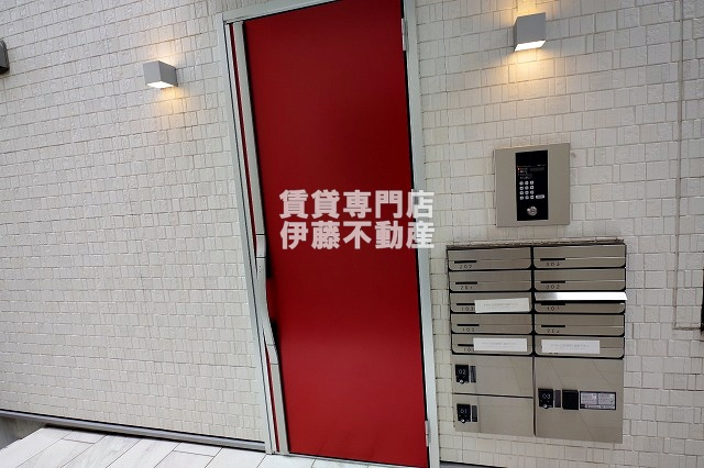 MOVE平安のエントランス