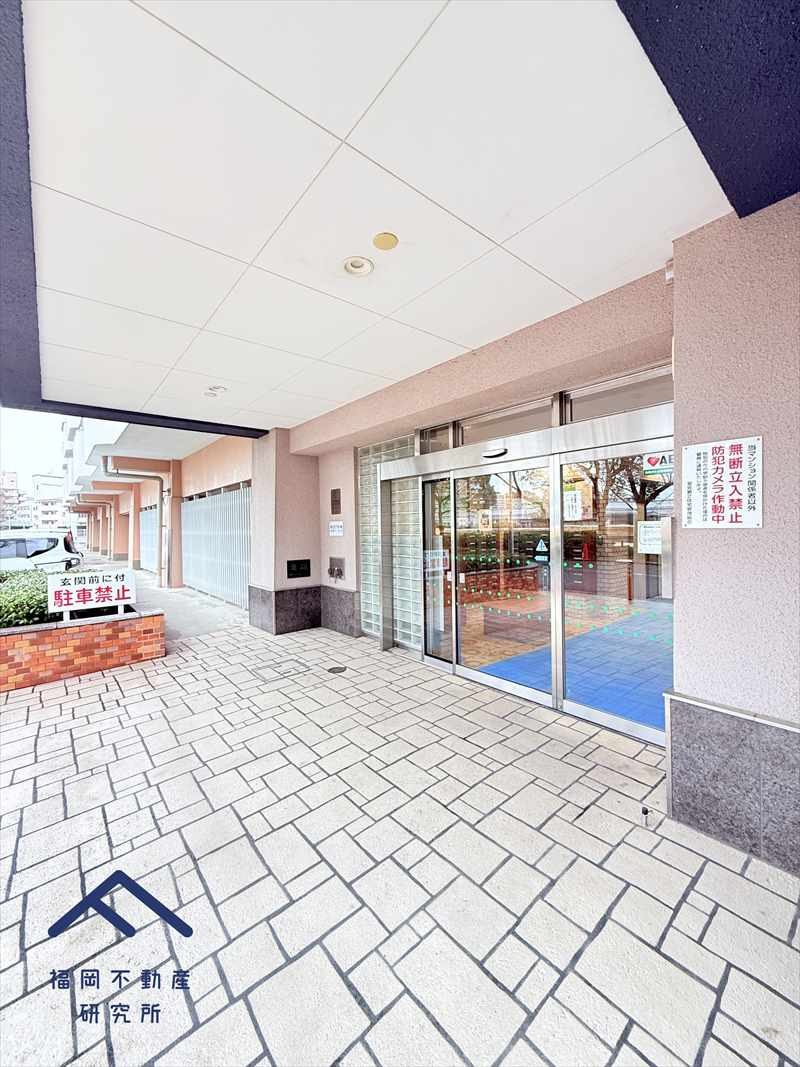室見団地35棟のエントランス