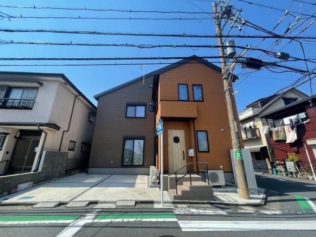 『弊社媒介』横須賀市鴨居1丁目 中古戸建て/玄関2カ所/カースペース3台