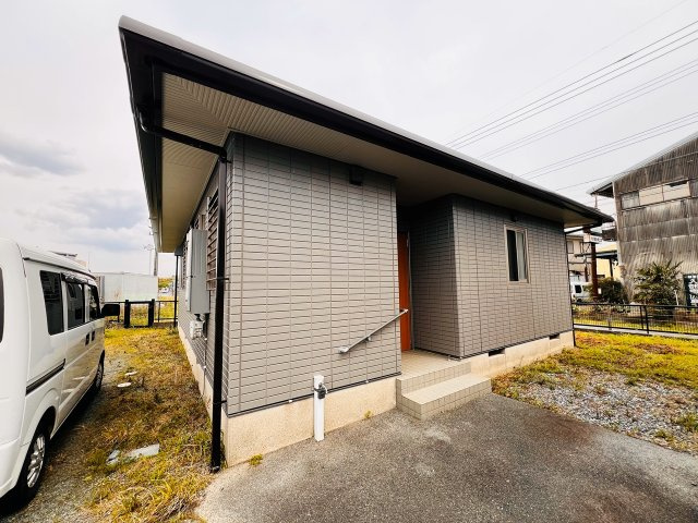 ナーストラヴィ長浜の外観