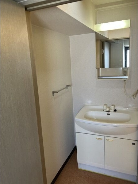 ポレール梅林の洗面所